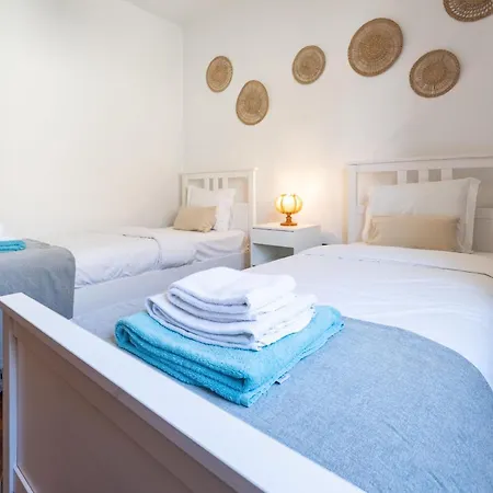 Casa vacanze Sailor House - By Wehost Porto Santo